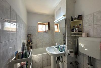 Apartament cu 3 camere semidecomandat, mobilat în Dâmbovița - 9