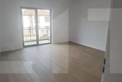 Casă cu Teren 300 Mp în Giroc