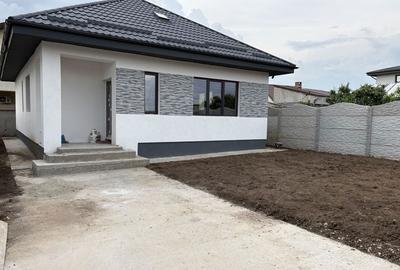 Casă cu 4 camere în Central - 4