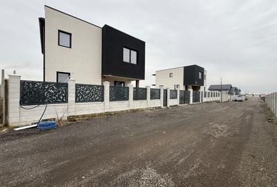 Casă cu 4 camere în Bariera Vâlcii - 2