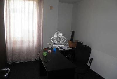 13 Septembrie-Drumul Sării | 3 camere | 93mp | et 2 | bloc 2010 | 650 euro 13 Septembrie-Drumul Sării | 3 camere | 93mp | et 2 | bloc 2010 | 650 euro - 4