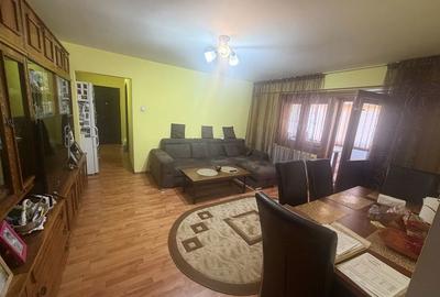 Apartament cu 2 camere semidecomandat în Rovine - 2