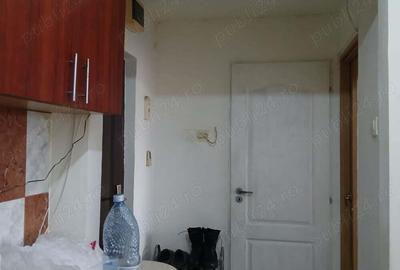 Apartament cu 2 camere decomandat în Fratelia