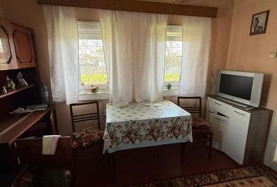 Casă cu 2 camere în Mihoveni - 12