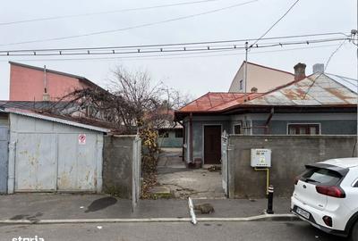 Casă cu 4 camere cu Teren 249 Mp în Colentina