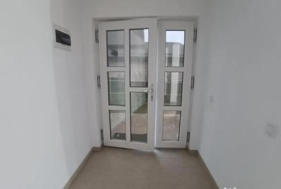 Casă cu 2 camere cu Teren 1290 Mp în Mitocu Dragomirnei - 18