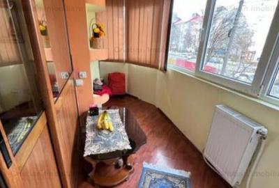 Ultracentral Etaj 1 decomandat 3 cam conf.1 88 mp Tineretul - 2