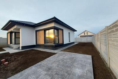 Casa individuala 3 camere-GATA DE MUTARE/Com.Berceni - 1