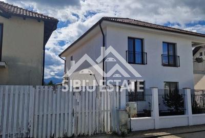 Casă individuală cu 5 camere cu Teren 460 Mp în Arhitecților - Calea Cisnădiei - 18