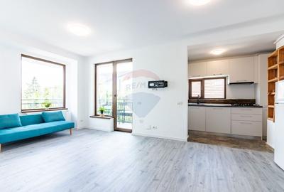 Apartament cu 4 camere decomandat în Mihai Bravu
