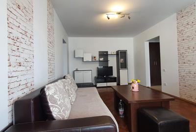 Tomis III- 2 camere 60mp, mobilat-utilat, gaze, parcare, termen lung-450euro - 1