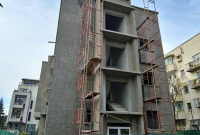 Casă individuală cu 31 camere cu Canalizare în Unirii - 11