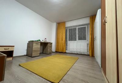 370€, metrou Timpuri Noi, spatioasa, zugravita - 5