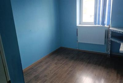 Apartament cu 3 camere decomandat în Central - 12