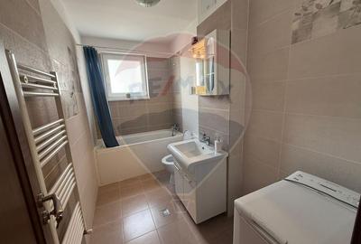 Apartament cu 3 camere decomandat, mobilat în Florești - 9