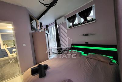 Apartament cu 3 camere semidecomandat în Zăvoi - 5