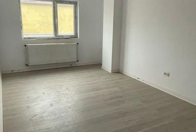 Apartament cu 4 camere decomandat în George Enescu - 8