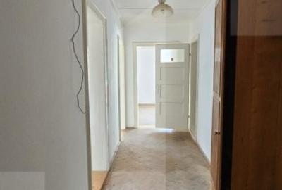 Casa cu 2 apartamente de 3 camere in centru - 3