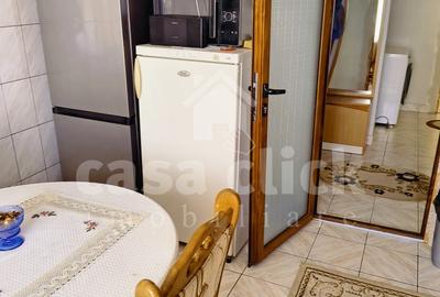 Apartament cu 3 camere decomandat în Micro 17 - 2