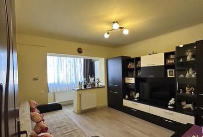 Apartament cu 2 camere decomandat în Republicii - 4
