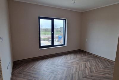 Casă individuală cu 3 camere cu Canalizare în Agigea - 10