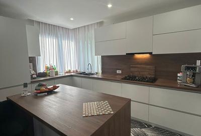 Casă cu 3 camere în Valea Adâncă - 2