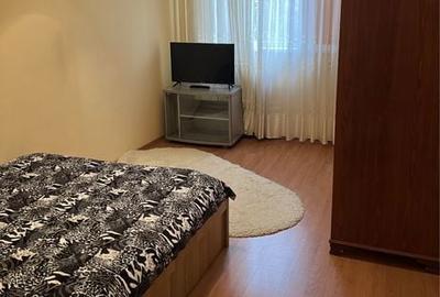 Casă cu 2 camere decomandat în Titan - 2