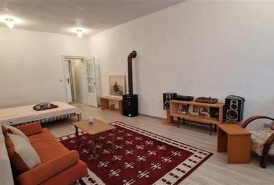 Apartament cu 2 camere semidecomandat, mobilat în Muncitoresc - 2