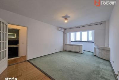 Apartament cu 4 camere decomandat în Intim - 9