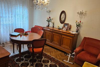 Apartament cu 3 camere decomandat în Drumul Taberei - 3