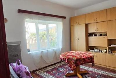 Casă cu 3 camere cu Teren 1400 Mp în Apa - 8