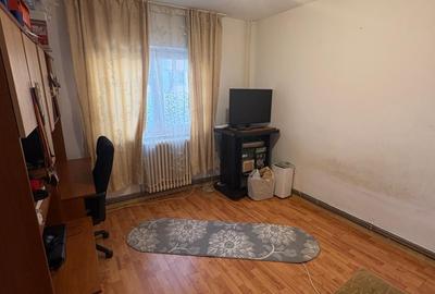 Apartament cu 2 camere, mobilat în Podul de Fier - 2