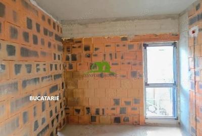 Garsoniera la parter inalt in BL.Nou str.Ostroveni - 5