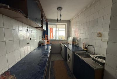 Apartament 3 camere cf  1 decomandat zona Micro 14 Apartament 3 camere cf  1 decomandat zona Micro 14 - 2