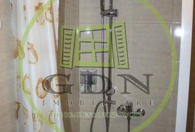 Hotel/Pensiune, de 305 mp, în Piața - 20