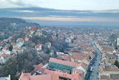 Teren intravilan, ultracentral. - 24