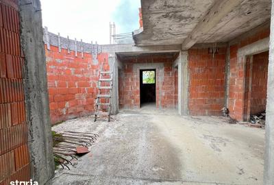 Casă cu 4 camere cu Teren 813 Mp în Găvana - 1