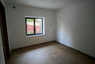 Corp de casa P+M 4 camere , Racadau Carpatilor -LIDL- ,curte comuna. - 16