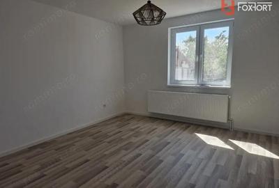 Casă cu 3 camere cu Garaj în Izvin - 16