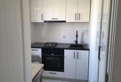 Garsonieră decomandată în Exterior Vest - 4