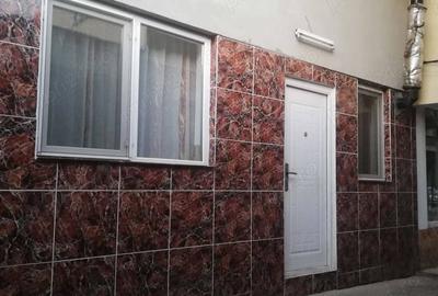 Spațiu comercial, de 61 mp, în Central - 1