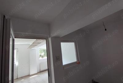 Inchiriez spa?iu comercial in Oravi?a Zona Garii - 5