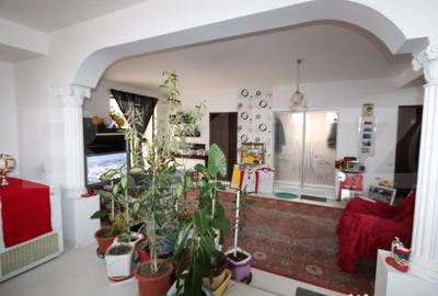 Casă cu 4 camere cu Teren 986 Mp în Central - 6