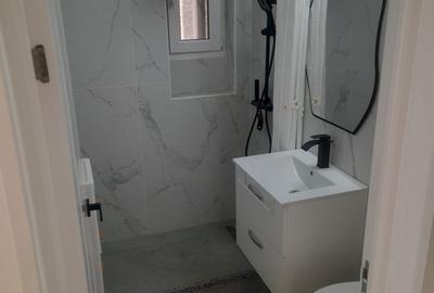 Apartament cu 2 camere decomandat în Central - 4