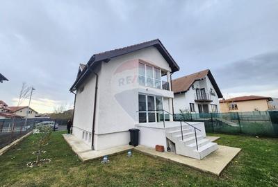 Casă cu 4 camere cu Teren 295 Mp în Aviației - 14