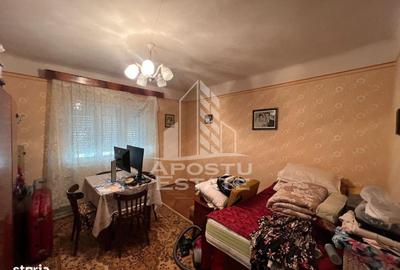 Casă cu 4 camere cu Canalizare în Lipovei - 2