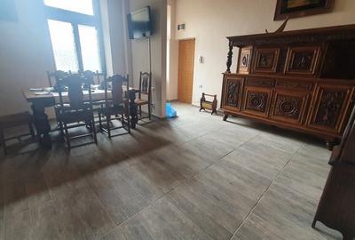 Apartament cu 3 camere decomandat în Central - 6