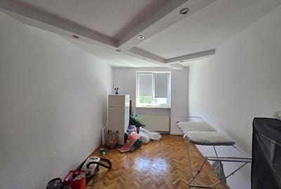 Apartament cu 3 camere semidecomandat în Luncă - 9