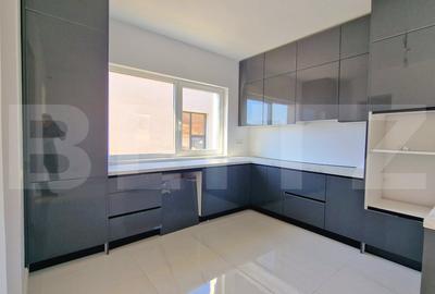 Casă individuală cu 4 camere cu Canalizare în Florești - 11