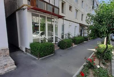 Spațiu comercial, de 150 mp, în Central - 3